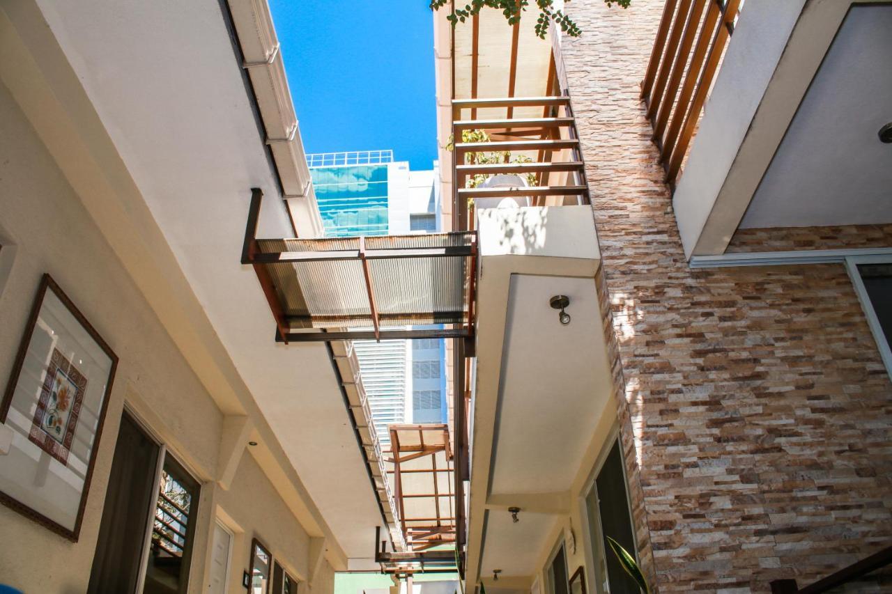 Magnolias Boutique Hotel 3*
